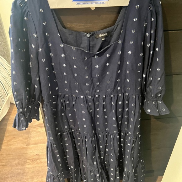 Made well short sleeve puff sleeve dress - Picture 3 of 3